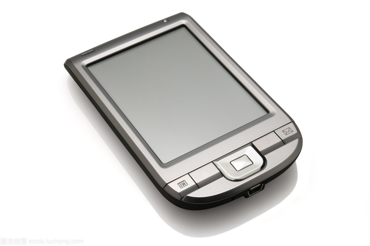 白色背景下的静物诗 现代数码产品的通信之网